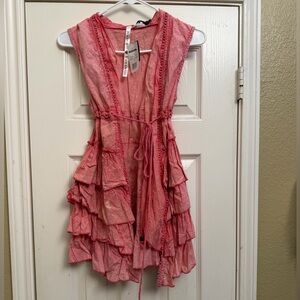 Layered Ruffle Sleeveless Vest - Pink